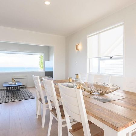 Luxury House With Clifftop Seaview Whangaparaoa Eksteriør bilde