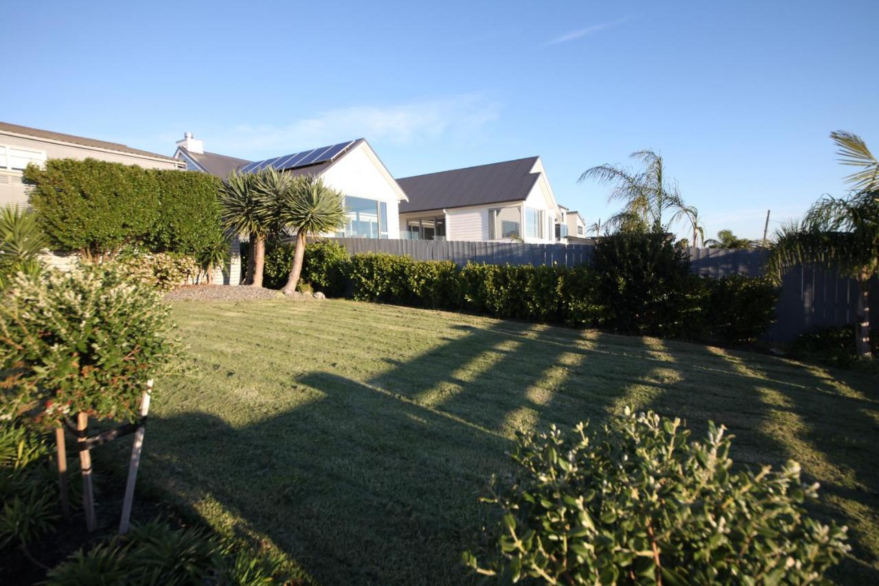 Luxury House With Clifftop Seaview Whangaparaoa Eksteriør bilde