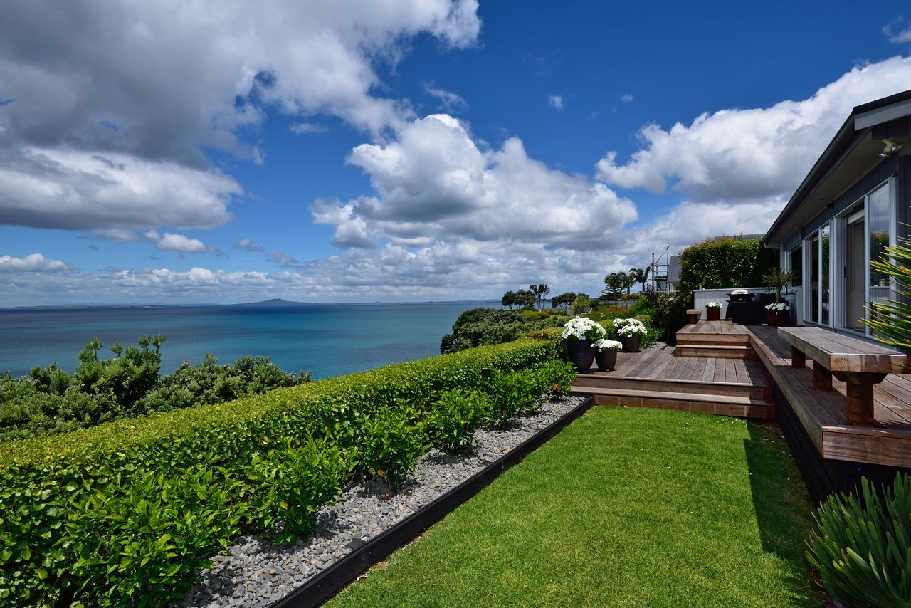 Luxury House With Clifftop Seaview Whangaparaoa Eksteriør bilde