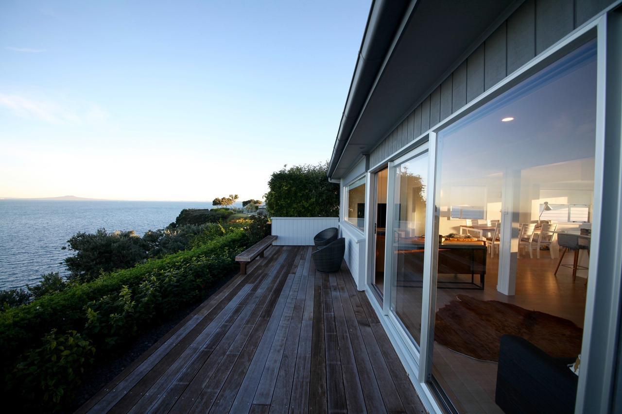 Luxury House With Clifftop Seaview Whangaparaoa Eksteriør bilde