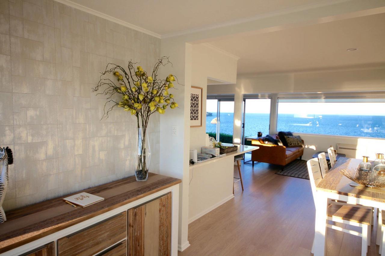 Luxury House With Clifftop Seaview Whangaparaoa Eksteriør bilde